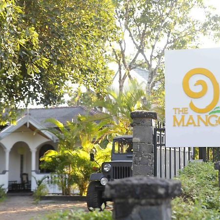 Отель The Mango Канди Экстерьер фото